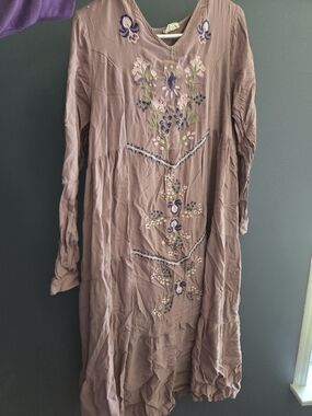 orange creek Mauve Long Sleeve Embroidered V-Neck Dress